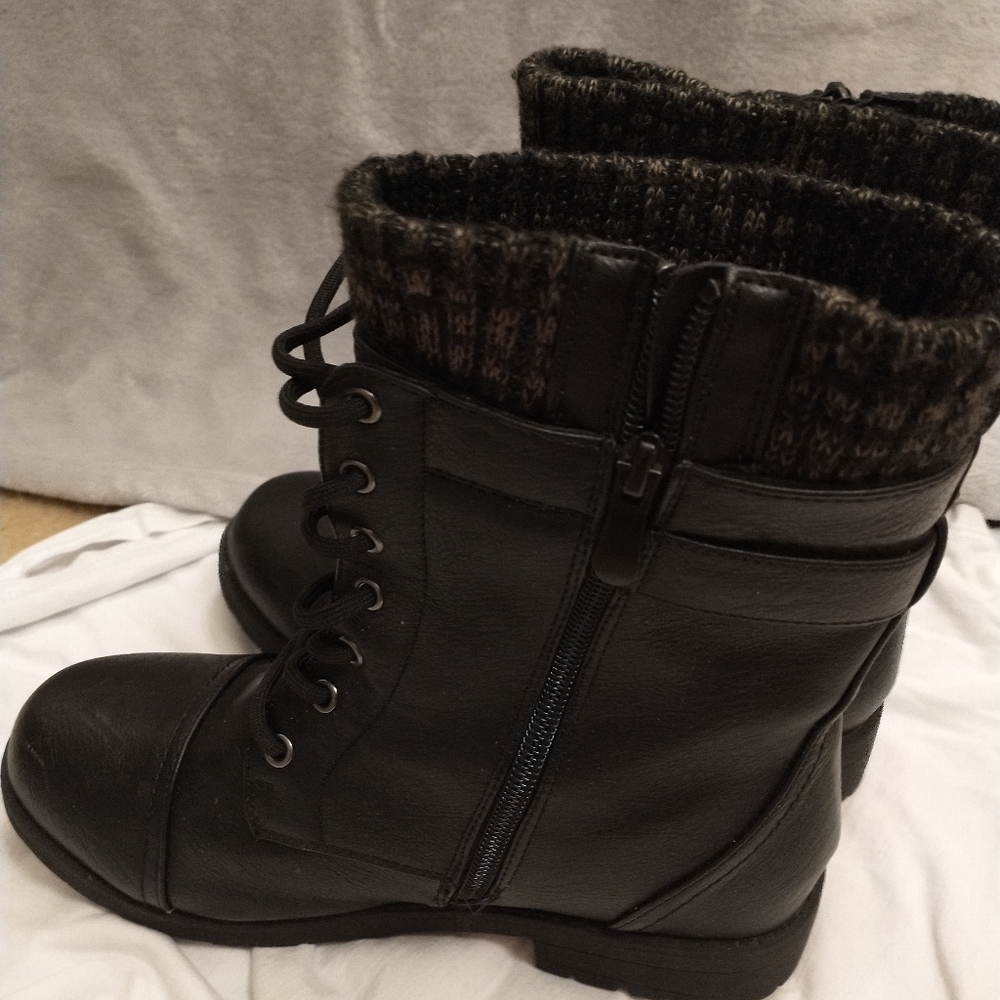 Dream Pairs Boots